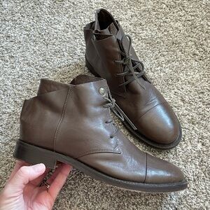 Osklen brown leather combat ankle boots size 37
